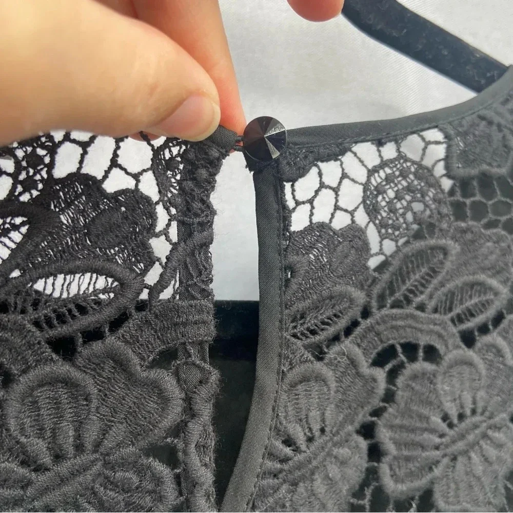 Rebecca‎ Minkoff black lace crochet top Rayna cropped blouse Size Small